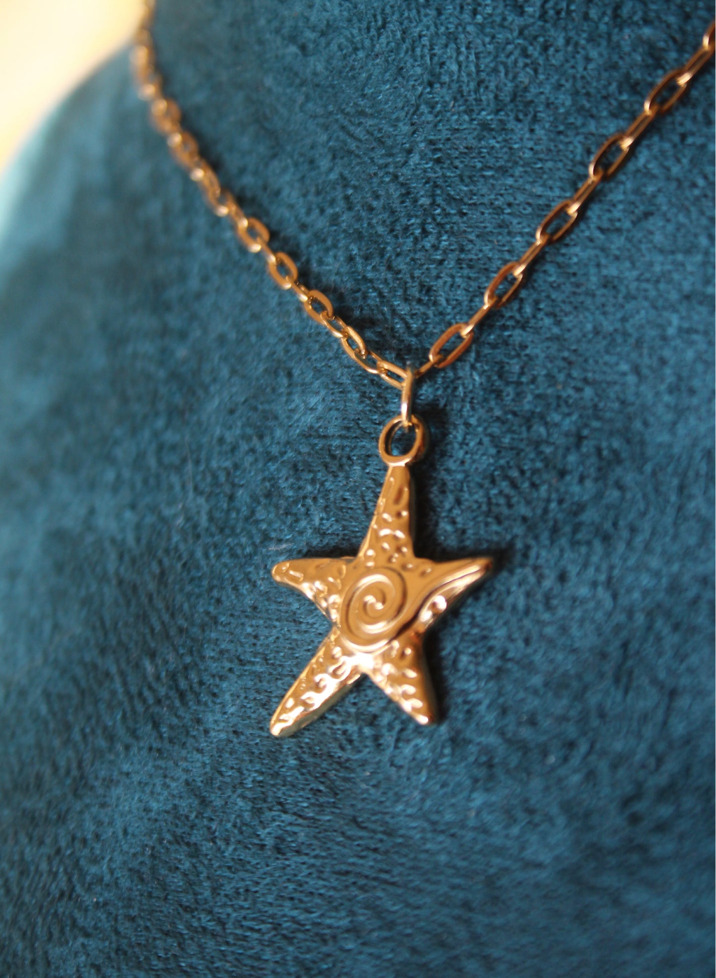Gold Seastar Necklace