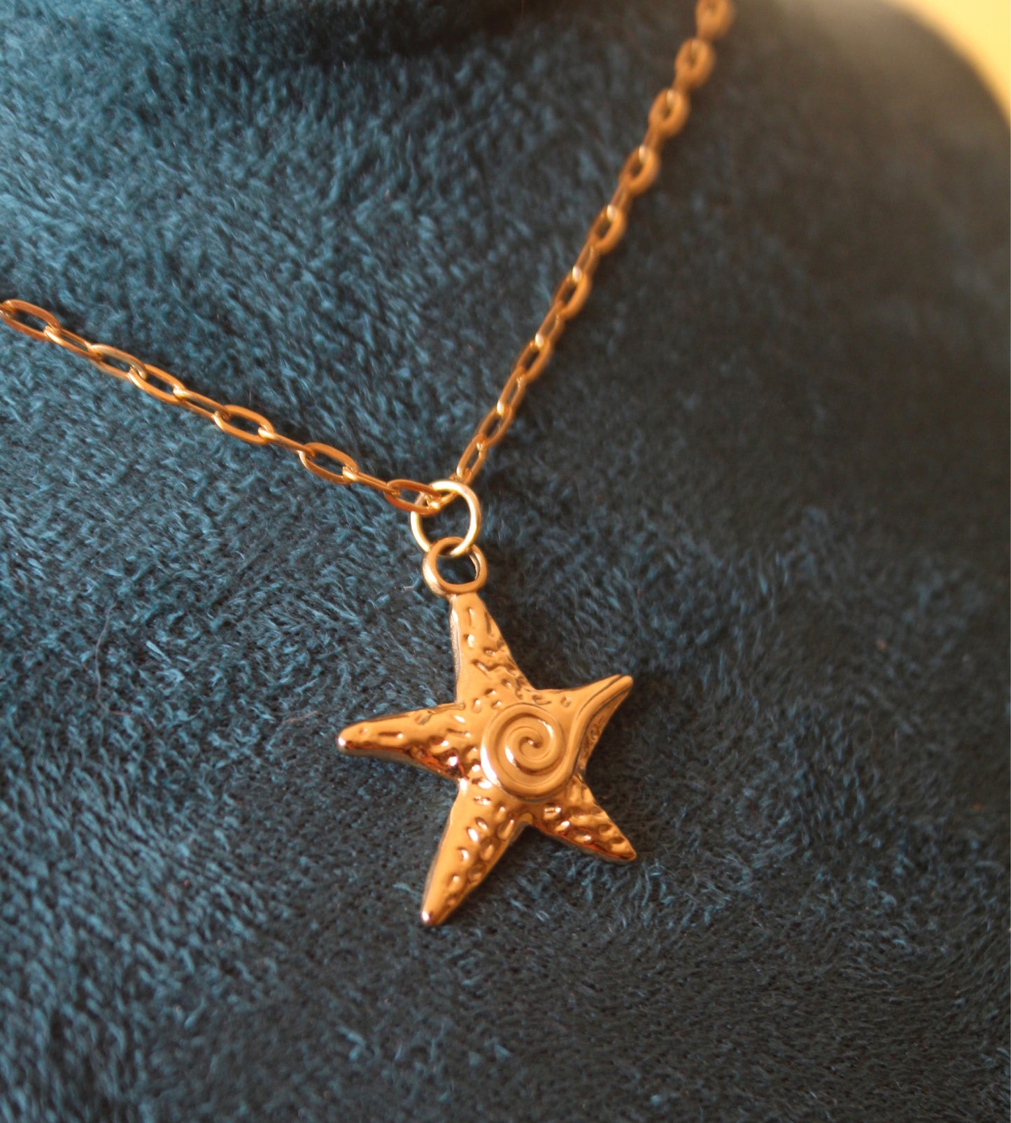 Gold Seastar Necklace