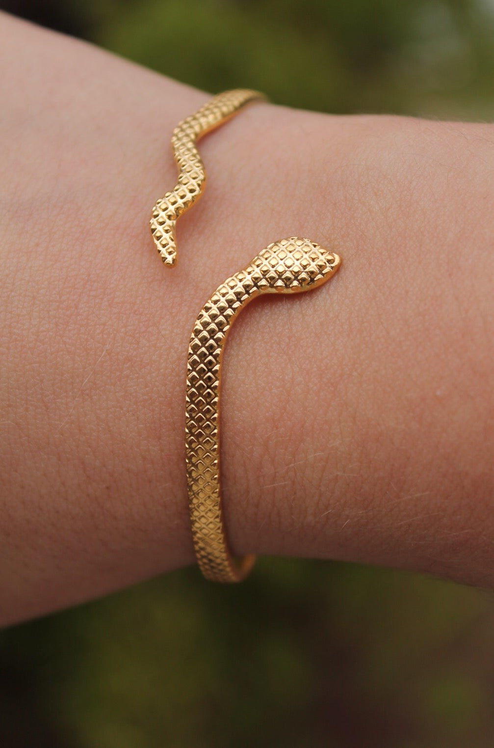 Serpent Bracelet - Resizable Design