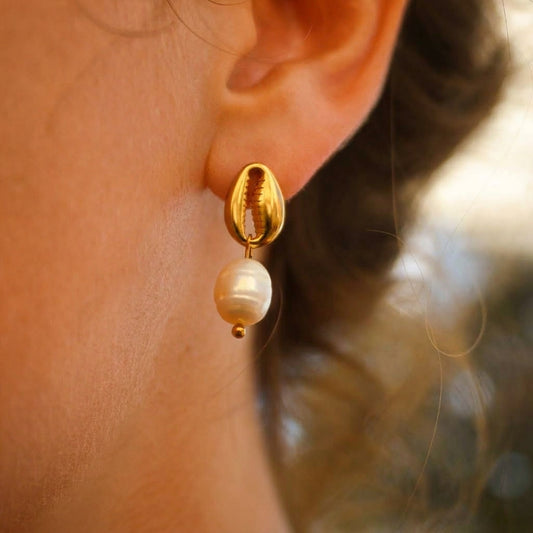 Golden Shell & Pearl Earrings
