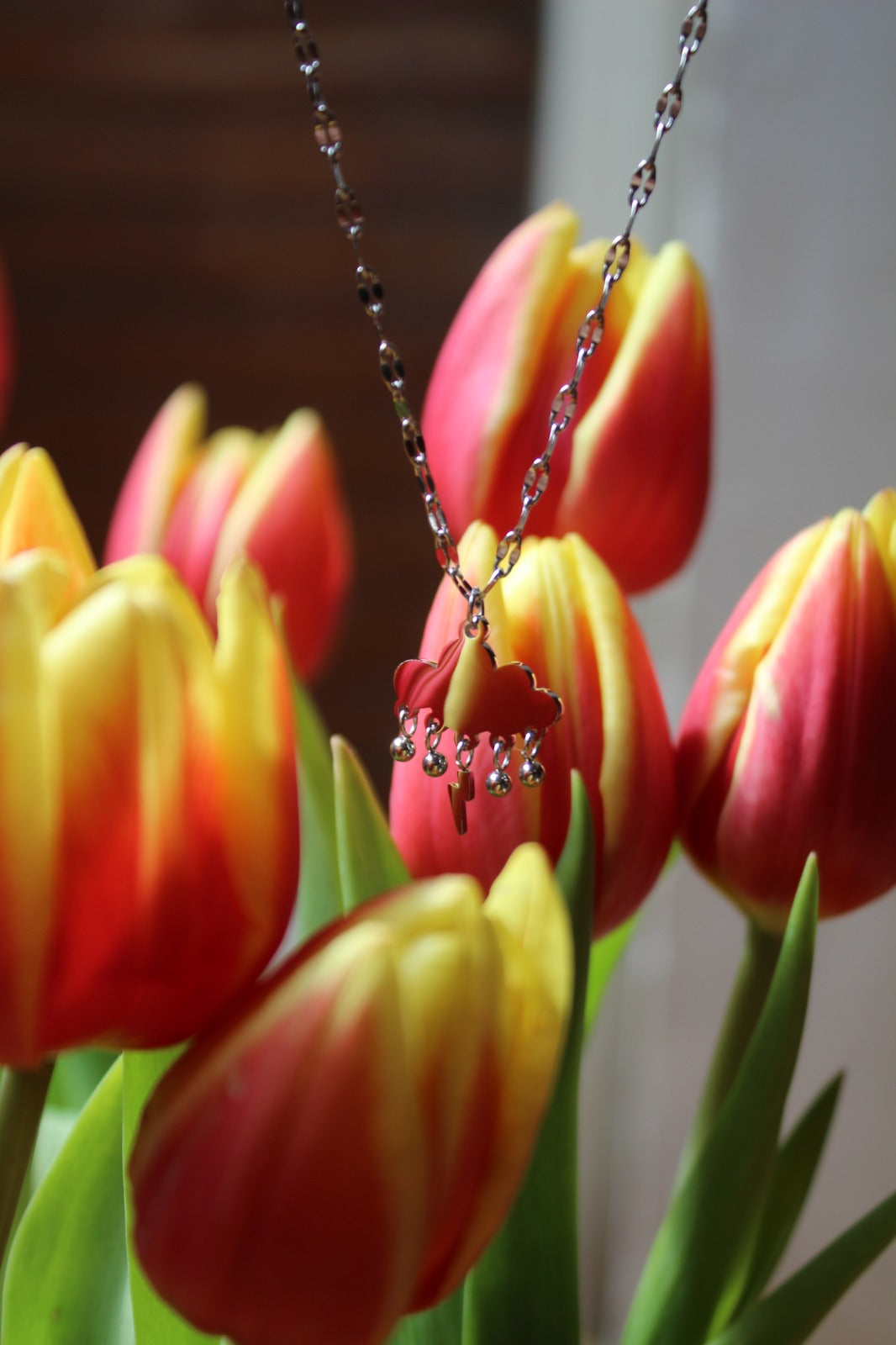 No rain no flowers necklace